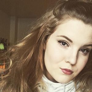 Meet your Posher, Lily